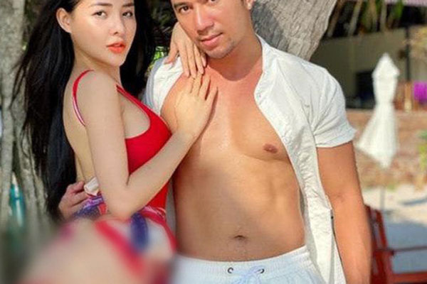 Ngân 98 lại gây sốc với loạt ảnh trần trụi, phô diễn cả bộ phận nhạy cảm-4