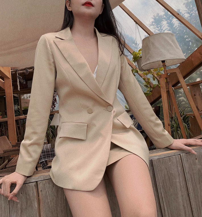 5 items lụa hễ mặc lên là sang cả con người, các cô gái cứ sắm dần thể nào Thu này cũng diện tới bến-11