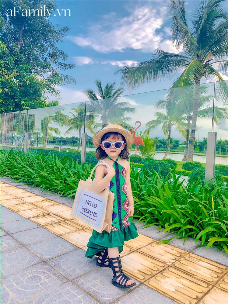 Có con gái thì thích ơi là thích nhưng chắc chắn nhiều mẹ sẽ trải qua cảm giác tức xì khói vì thú vui này của các bé-8