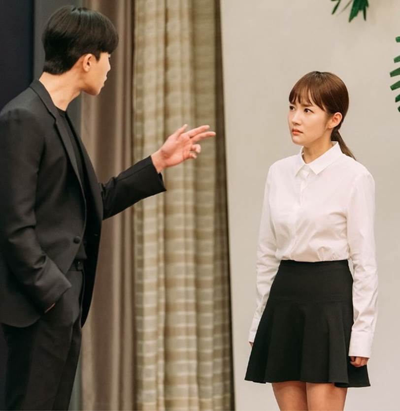 Đi du lịch với chồng, nửa đêm chồng biến mất, tôi sốc nhìn cảnh tượng trên bãi cát-2