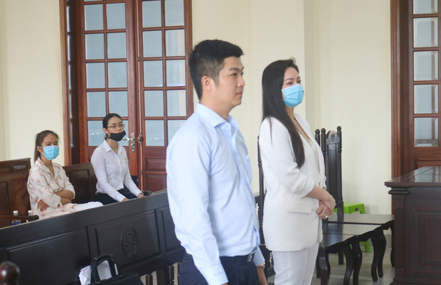 Tòa hủy án sơ thẩm để xét xử lại, ca sĩ Nhật Kim Anh vẫn chưa thể giành quyền nuôi con trai từ chồng cũ-2