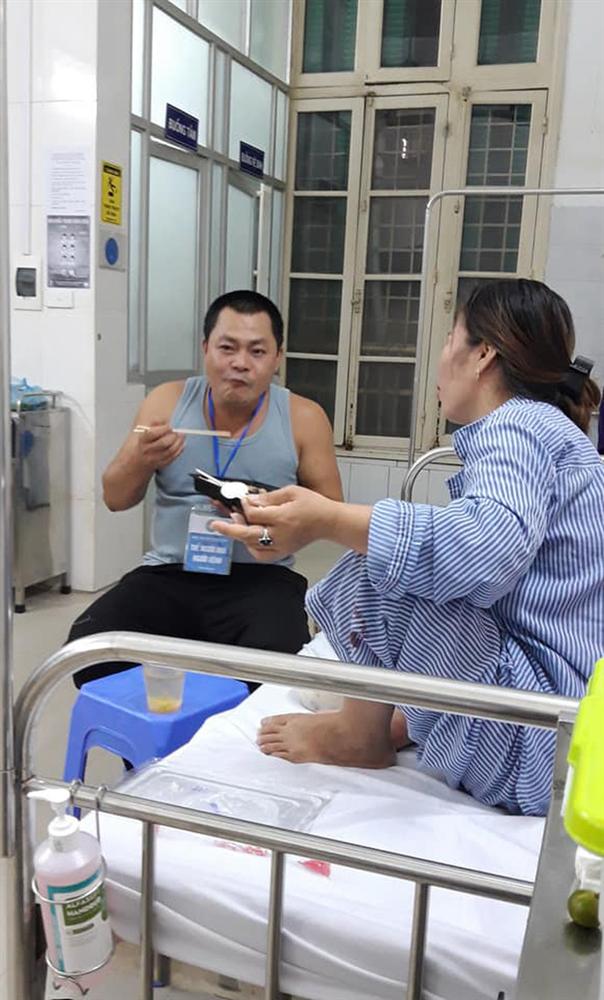 Người đàn ông Bắc Giang lặng lẽ hiến máu giúp bệnh nhân xa lạ mắc trọng bệnh: Thêm chút của cháu là mai bố em ấy được mổ-2
