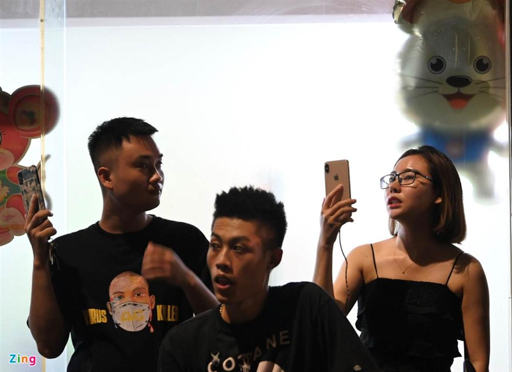 Công an khám xét nhà ông Nguyễn Đức Chung-6