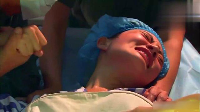 Sau sinh hầu hết sản phụ đều tiết ra chất có mùi đặc biệt này, một số ông chồng không chịu được-1