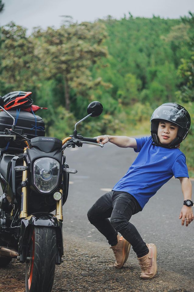 Yêu toàn bạn gái xinh đẹp, diễn viên cao 1m26: Tôi đâu phải đại gia mà lấy tiền làm vũ khí-4