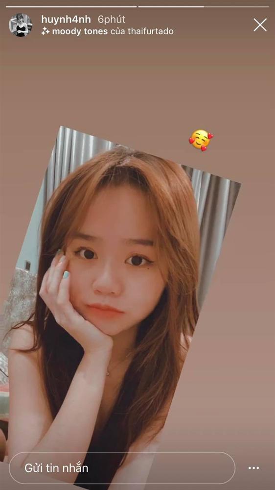 Huỳnh Anh xuất hiện sau nghi vấn rạn nứt với Quang Hải, mặt mộc gây chú ý-2