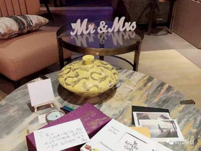 Hé lộ cuộc sống địa ngục của siêu mẫu nội y khi làm dâu vua sòng bài Macau?-10