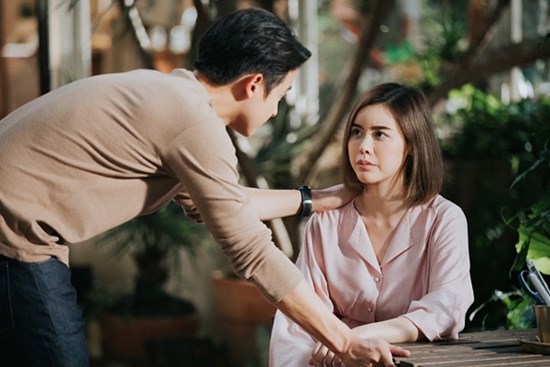 Chồng đột nhiên đòi ăn chung với hàng xóm, tôi trách anh đưa chủ ý vớ vẩn nhưng đúng lúc ấy, con trai nói một câu làm tôi giật mình