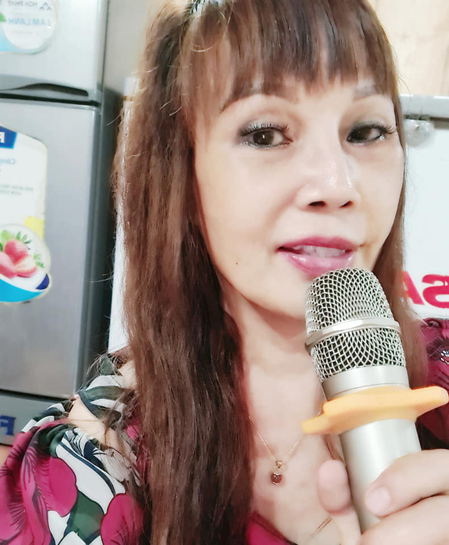 Cô dâu 63 tuổi ở Cao Bằng sau 2 tháng phẫu thuật căng da mặt, diện mạo khiến ai cũng đồng ý là dao kéo hỏng”-5