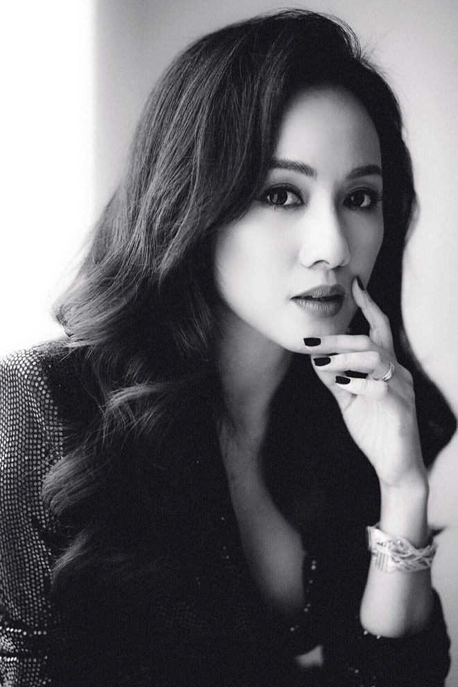 BTV Hoài Anh tiếp tục giật spotlight với vài con ảnh sương sương, nhan sắc trẻ trung khiến các cháu 2k dè chừng-9