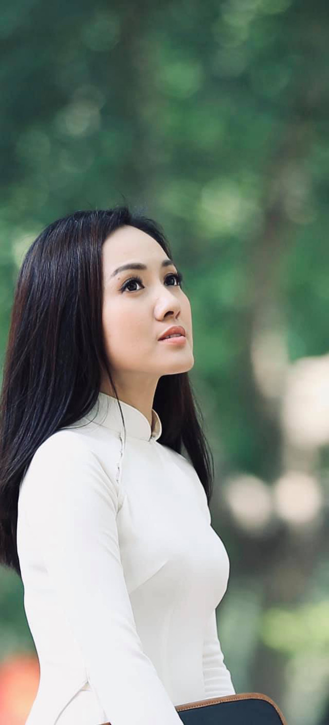 BTV Hoài Anh tiếp tục giật spotlight với vài con ảnh sương sương, nhan sắc trẻ trung khiến các cháu 2k dè chừng-6