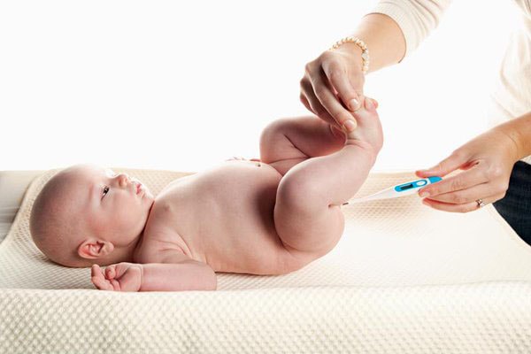Nhiệt độ bình thường của trẻ sơ sinh rất khác biệt, cha mẹ cần nắm được để đoán bệnh kịp thời cho con-3