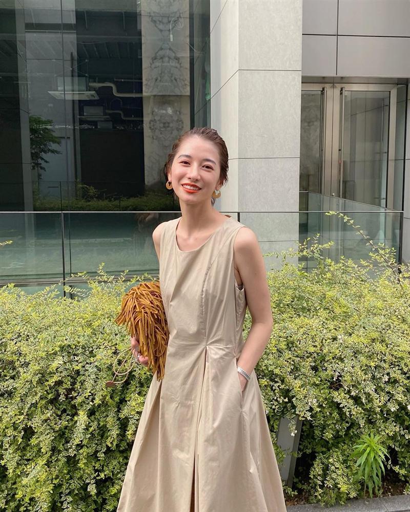 Nàng công sở Nhật chỉ cao 1m58 vẫn mặc đẹp hack dáng khiến đồng nghiệp phải khen ngợi-11