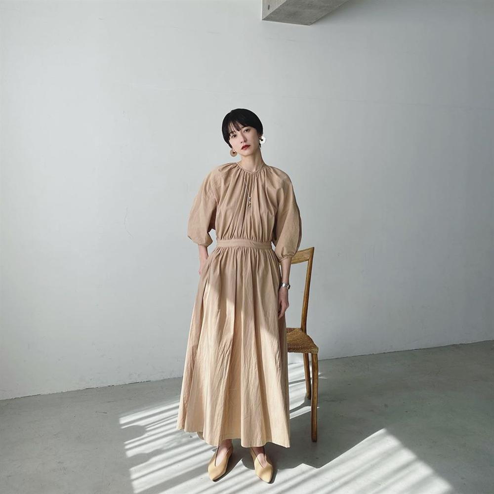 Nàng công sở Nhật chỉ cao 1m58 vẫn mặc đẹp hack dáng khiến đồng nghiệp phải khen ngợi-12