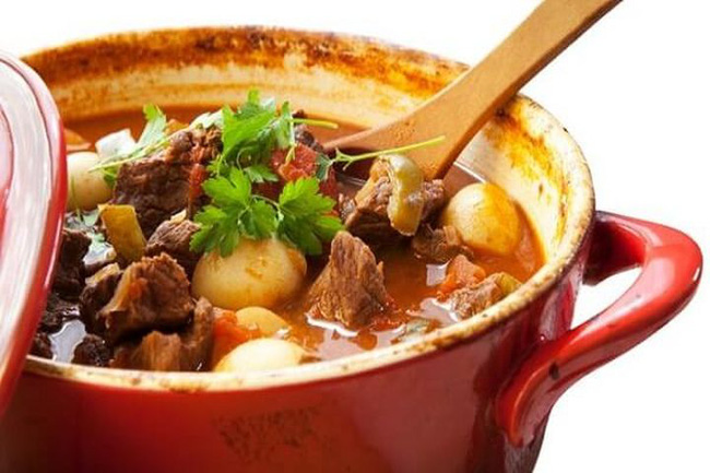 Chàng trai 25 tuổi tử vong vì nhồi máu cơ tim trong đêm tân hôn, bác sĩ nói lỗi một phần là do người mẹ-2