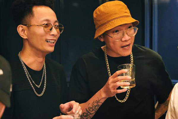 Wowy dành cho Dế Choắt sự trân trọng đáng quý, còn giúp lăng xê quán cháo và tiệm xăm của học trò đã thần tượng mình suốt 12 năm!-8