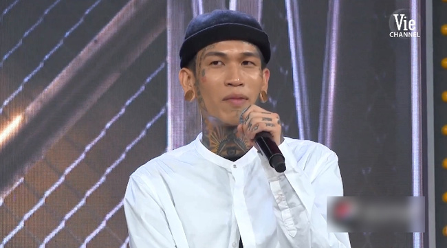 Trấn Thành gây tranh cãi khi đưa ra nhận định về hình xăm trong Rap Việt, khán giả phản bác: Bớt nói đạo lý lại-2