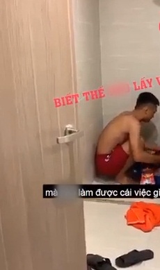 Ông chồng vừa giặt quần áo vừa chửi vợ như hát hay, gây cười nhất là màn ấm ức như trẻ con: Biết thế ngày xưa không lấy vợ!-2