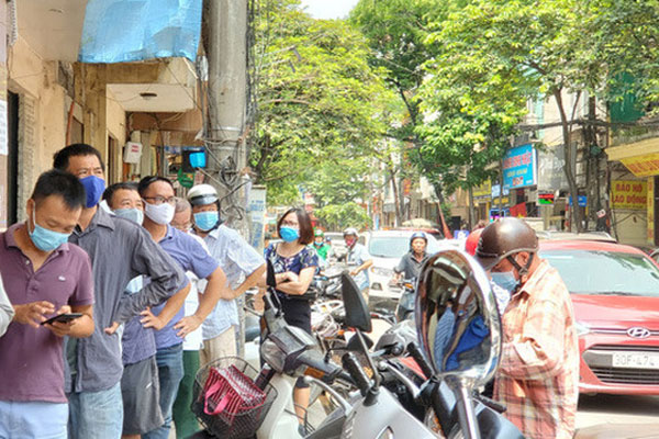 Choáng váng những chiếc bánh Trung thu siêu đắt đỏ từng được ghi nhận, có chiếc giá gần 2 cây vàng-9