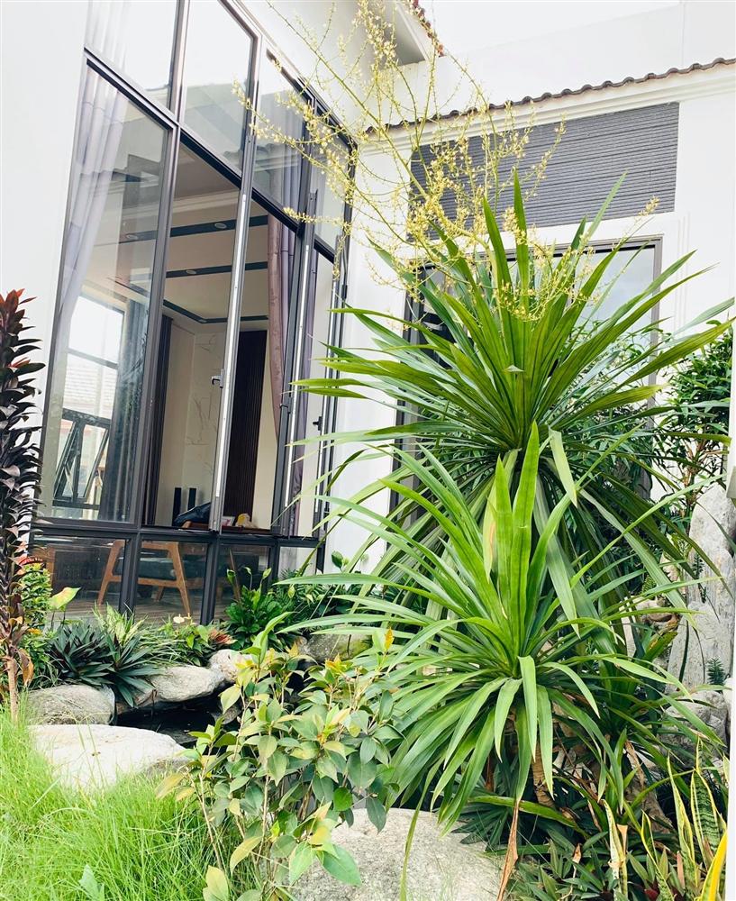 Con trai xây nhà vườn bên đồng lúa xanh mát tặng bố mẹ an hưởng tuổi già ở Vĩnh Phúc-12