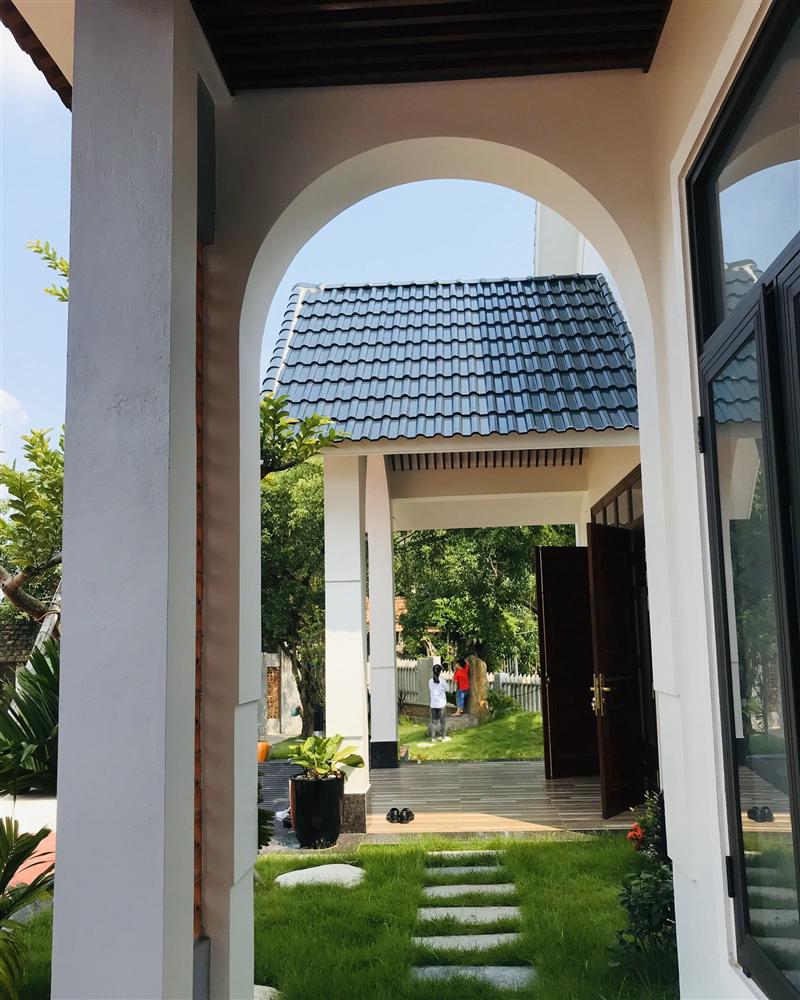 Con trai xây nhà vườn bên đồng lúa xanh mát tặng bố mẹ an hưởng tuổi già ở Vĩnh Phúc-19