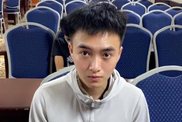 Tú ông 22 tuổi bị bắt-1