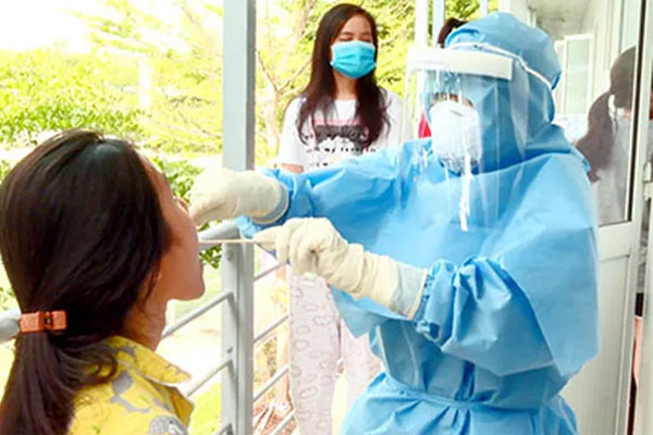 Nữ bệnh nhân ‘9 ngày dự 7 cuộc liên hoan’: ‘Tôi sốc vì bị chỉ trích’-3