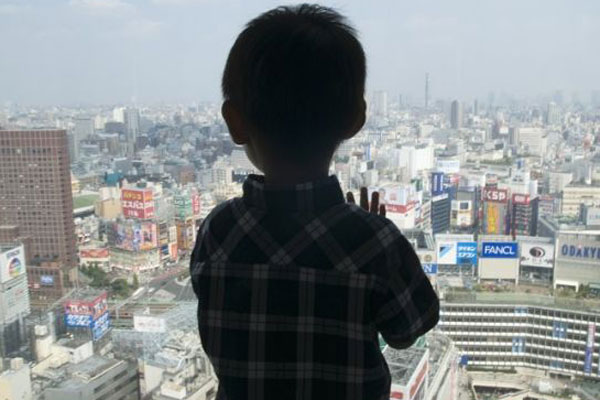 3 phút nín thở theo dõi cảnh tượng cứu sống bé gái 14 tháng tuổi bị ngạt thở do hóc nghẹn thức ăn-5