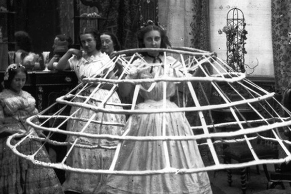 Người phụ nữ ôm gương mặt bê bết máu chạy đến bệnh viện, tiết lộ bi kịch bạo hành gia đình suốt 5 năm và suýt bị chồng chôn sống-5