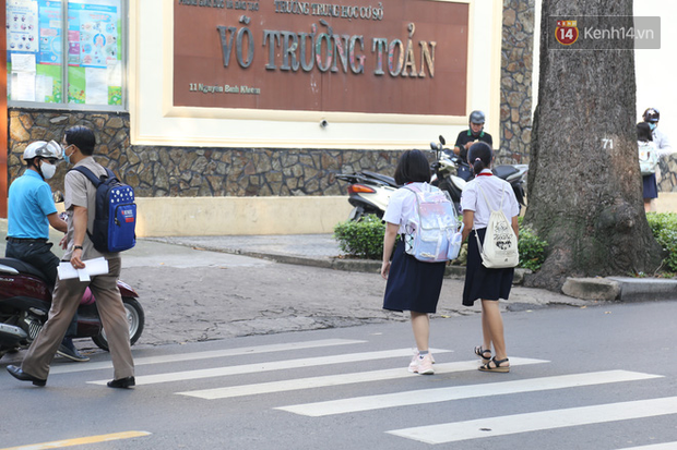 Hôm nay, hàng triệu học sinh cả nước chính thức quay lại trường, bắt đầu năm học mới-1