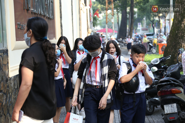 Hôm nay, hàng triệu học sinh cả nước chính thức quay lại trường, bắt đầu năm học mới-4