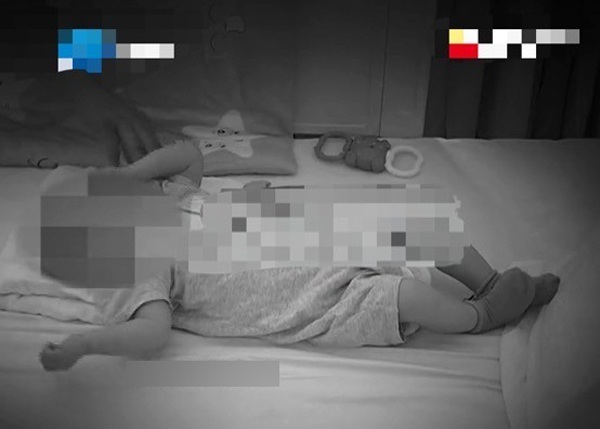 Đang bế túi xác đứa con sơ sinh thì thấy động đậy, cặp đôi phát hiện sự việc động trời-3