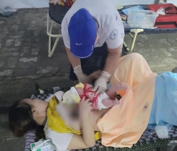 Dừng xe khai báo y tế, sản phụ sinh con ngay tại chốt kiểm dịch Covid-19-1