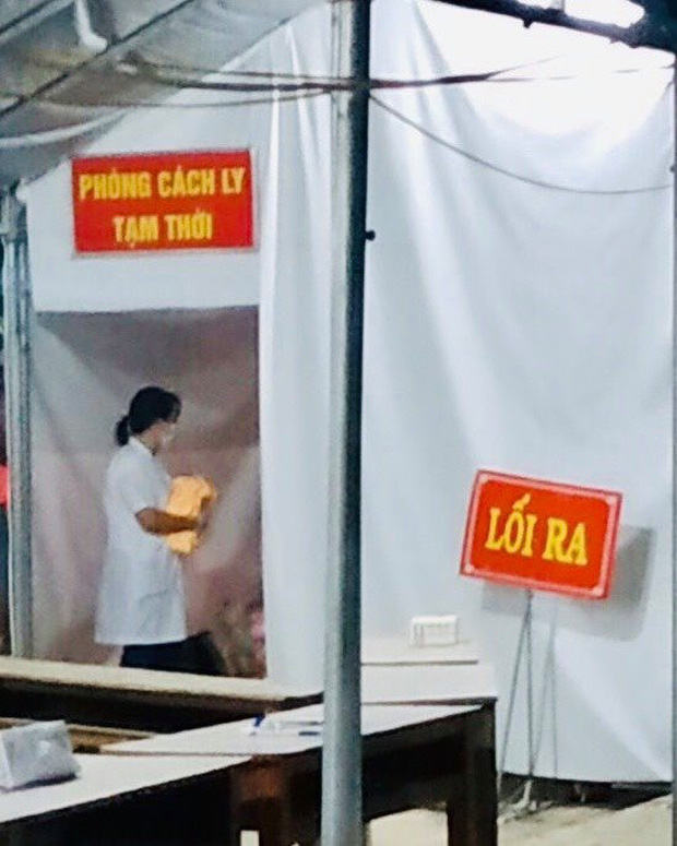 Dừng xe khai báo y tế, sản phụ sinh con ngay tại chốt kiểm dịch Covid-19-2