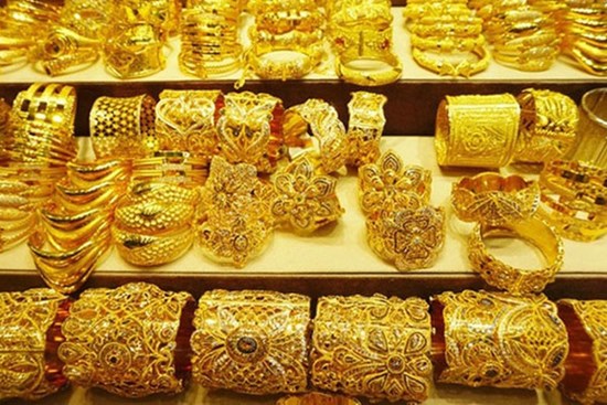 Giá vàng hôm nay 2/9: Tiếp tục tăng mạnh