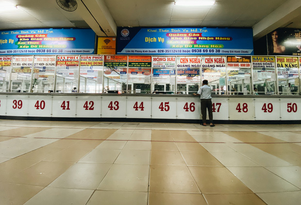 2 bến xe lớn nhất Sài Gòn ngấm đòn” Covid-19, nhà xe hạ giá vé vì ế khách trong dịp nghỉ lễ Quốc khánh-2