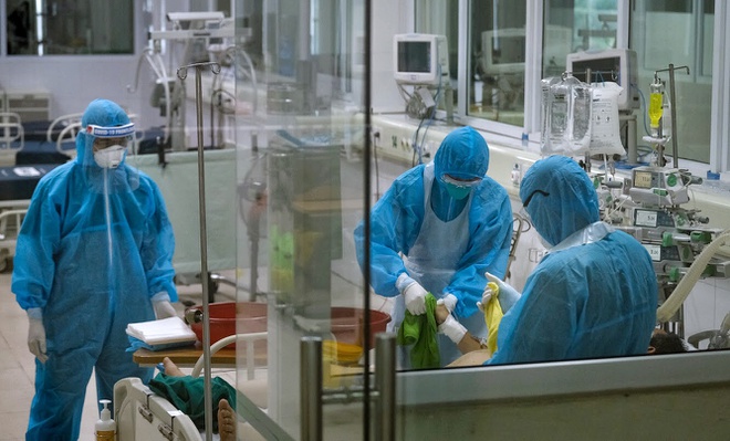 Nhân viên giao pizza tại Hà Nội xuất viện sau khi khỏi Covid-19-1