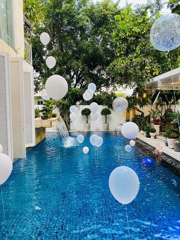 Sống kín như bưng, Shark Khoa bỗng lộ không gian nhà, bể bơi to như khách sạn-3