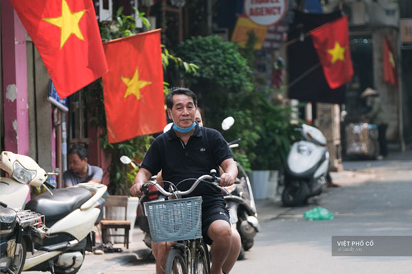 Bàng hoàng phát hiện 2 người đàn ông tử vong trong phòng nhà nghỉ ở Sài Gòn-3