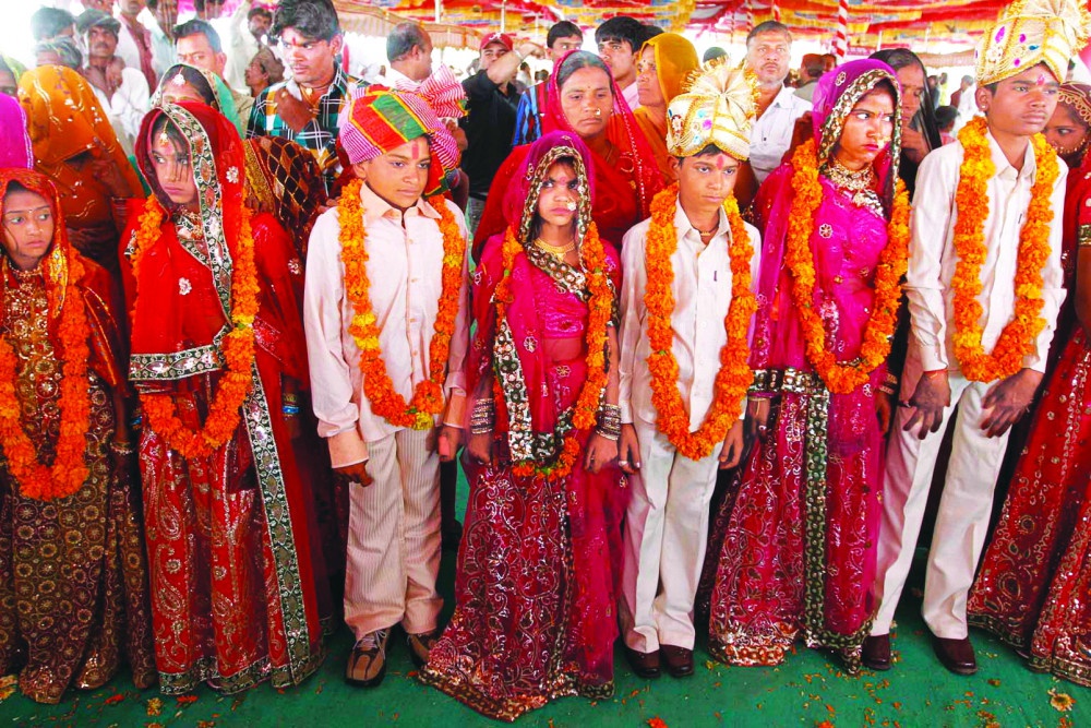 Hàng loạt bé gái Ấn Độ bị ép kết hôn vì dịch Covid-19-1