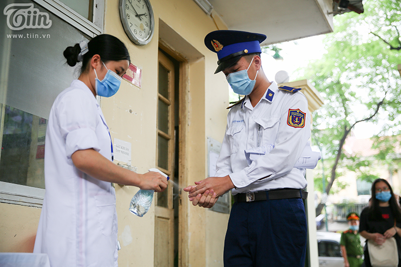 7 thí sinh duy nhất tham gia kỳ thi tốt nghiệp THPT đợt 2 ở Hà Nội là ai?-3