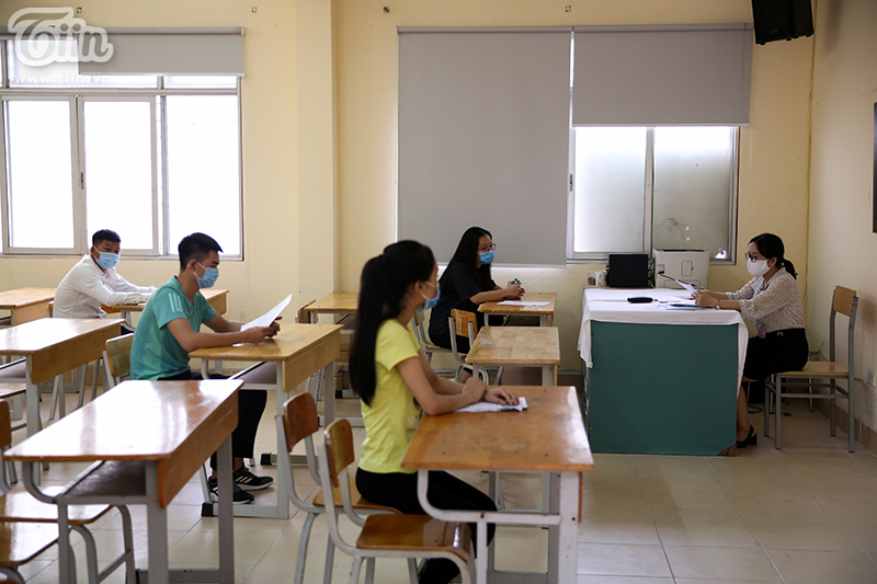 7 thí sinh duy nhất tham gia kỳ thi tốt nghiệp THPT đợt 2 ở Hà Nội là ai?-9