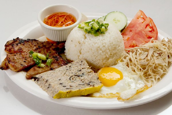 Ngày lễ Tăng Thanh Hà làm cơm tấm sườn nướng, chồng thiếu gia xuýt xoa khen ngon-10