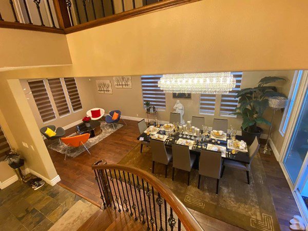 Thuê máy bay chuyển 32 cái màn, 3 bộ đèn sang Mỹ, nhà của Đàm Vĩnh Hưng đẹp ra sao?-6