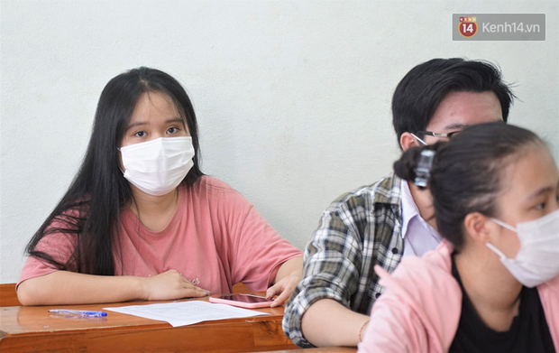 Thi tốt nghiệp THPT Quốc gia đợt 2: 26.000 sĩ tử bước vào môn Ngữ văn-22