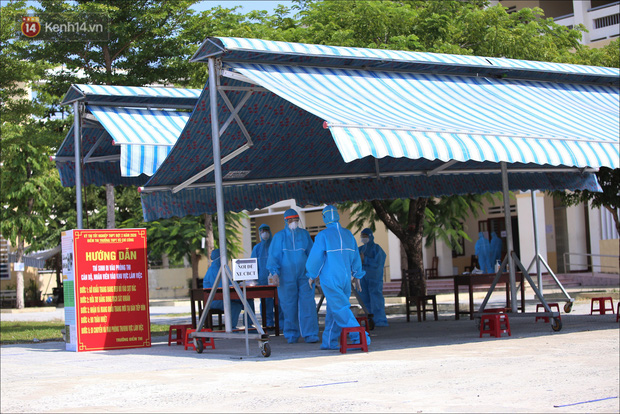 Điểm thi tốt nghiệp THPT có 1 không 2”: Giám thị mặc đồ bảo hộ, coi thi xong phải tự cách ly, bài thi sẽ được khử khuẩn-1