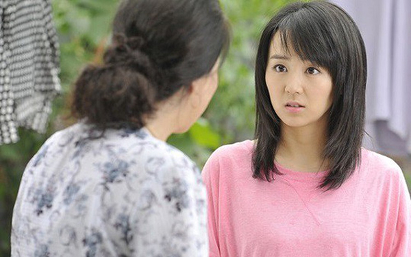 Nghe lời mẹ chồng tôi giả mang bầu cho chồng vui, đến 9 tháng 10 ngày sau bà bế đứa bé giống hệt anh về và sự thật kinh động phía sau-1