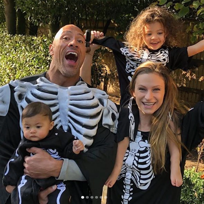 Cả gia đình The Rock Johnson đã dương tính với Covid-19-1
