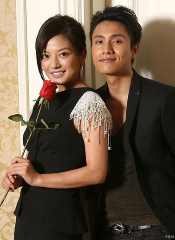 Thâm thù đại hận giữa Triệu Vy - Châu Tấn: Nghiêm trọng thế nào mà Trần Khôn, Huỳnh Hiểu Minh phải chia phe?-11