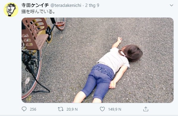 Xót xa bức ảnh bé gái nằm sõng soài trên đường nhưng câu chuyện thật đằng sau lại khiến bao người thay đổi thái độ-2